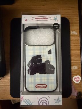 Black Cloud iPhone 17 Pro Case - Magsafe Compatible